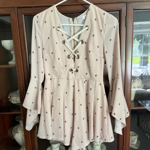 Who i am Romper size 8 Beautiful! - Picture 1 of 4